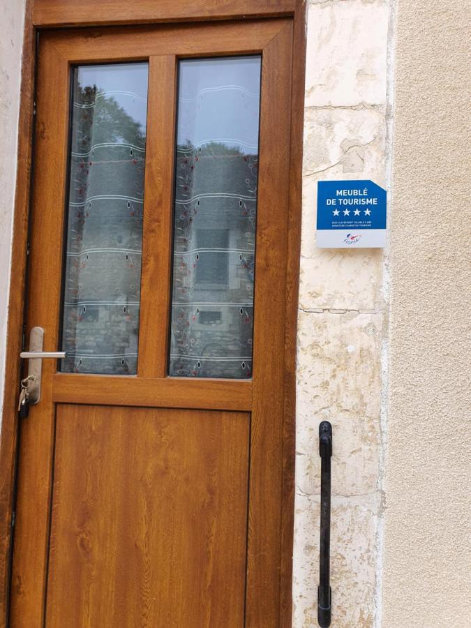 Le Bacchus Villa Chablis Buitenkant foto